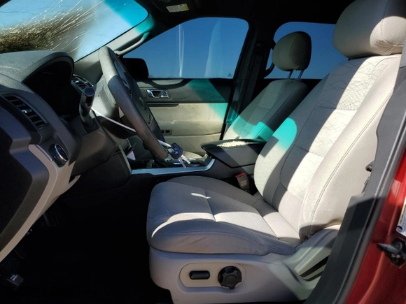 2015 Ford Explorer with VIN 1FM5K7B8XFGA19288, listed as a Copart auction lot 46928925 with 0 mi miles and Non Repairable. Bid and sale history available at carsss.com. Image 7.
