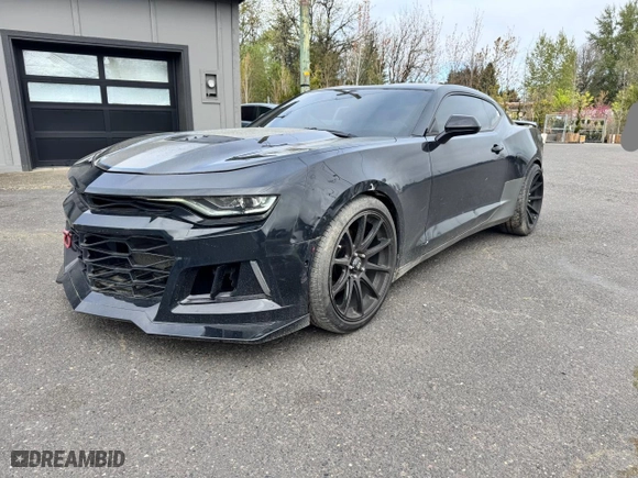 2019 Chevrolet Camaro 1SS with VIN 1G1FE1R76K0151129, listed as a Copart auction lot 53760815 with 41,111 mi miles and Salvage Title. Bid and sale history available at carsss.com. Image 2.
