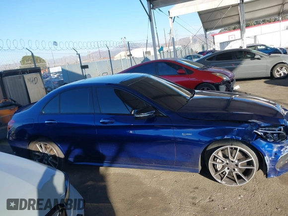 2018 Mercedes-Benz C 43 AMG z VIN 55SWF6EB5JU244735, wystawiony jako IAAI lot #41338244 z przebiegiem 57 513 mil mil oraz . Historia ofert i sprzedaży dostępna na DreamBid. Obrazek 13.
