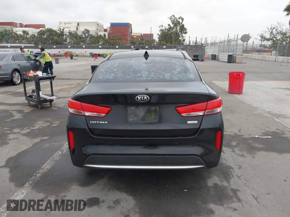 2017 Kia Optima Hybrid with VIN KNAGT4LC8H5008457, listed as a IAAI auction lot 41890144 with 122,340 mi miles. Bid and sale history available at carsss.com. Image 17.