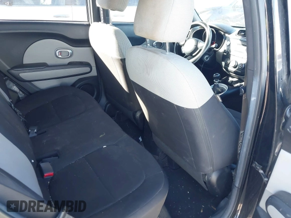 2015 Kia Soul with VIN KNDJN2A25F7235687, listed as a IAAI auction lot 40914048 with 173,310 mi miles. Bid and sale history available at carsss.com. Image 8.