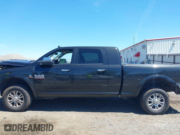 2018 Ram 2500 Laramie with VIN 3C6UR5NL9JG276737, listed as a IAAI auction lot 42378589 with 75,897 mi miles and . Bid and sale history available at DreamBid. Image 14.