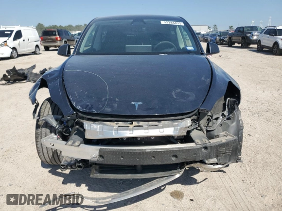 2024 Tesla Model Y Long Range with VIN 7SAYGDEE5RA282984, listed as a Copart auction lot 52388455 with 11,922 mi miles and Salvage Title. Bid and sale history available at DreamBid. Image 5.