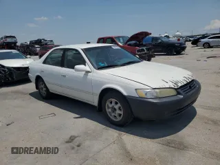 1998 Toyota Camry LE z VIN JT2BG22K9W0145537, wystawiony jako Copart lot #59018505 z przebiegiem 301 595 mil mil oraz Czysty tytuł • Clean title. Historia ofert i sprzedaży dostępna na DreamBid. Obrazek 4.