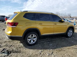 2018 Volkswagen Atlas 3.6L V6 SEL with VIN 1V2MR2CA0JC532919, listed as a Copart auction lot 46690885 with 90,197 mi miles and Salvage Title. Bid and sale history available at carsss.com. Image 3.