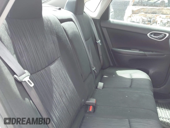 2019 Nissan Sentra S z VIN 3N1AB7AP0KY310003, wystawiony jako IAAI lot #41778223 z przebiegiem Nie podano mil oraz . Historia ofert i sprzedaży dostępna na DreamBid. Obrazek 8.
