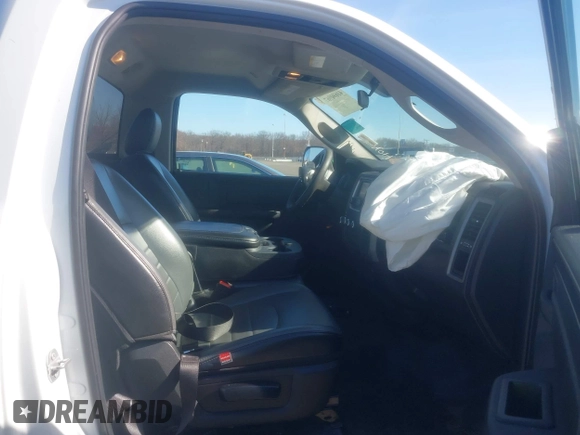 2022 Ram 1500 Tradesman with VIN 3C6JR6DG5NG441976, listed as a IAAI auction lot 41690967 with 34,003 mi miles and . Bid and sale history available at DreamBid. Image 5.