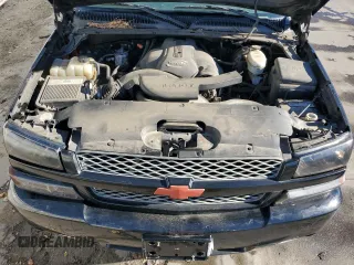 2003 Chevrolet Silverado SS z VIN 2GCEK19N531270435, wystawiony jako Copart lot #76632764 z przebiegiem 200 234 mil mil oraz Szkody całkowita. Historia ofert i sprzedaży dostępna na DreamBid. Obrazek 11.