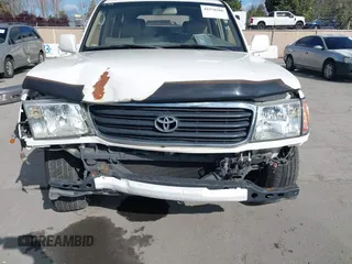 2001 Toyota Land Cruiser with VIN JTEHT05J412011211, listed as a IAAI auction lot 41978366 with 183,684 mi miles. Bid and sale history available at carsss.com. Image 6.