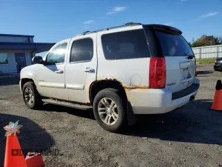 2009 GMC Yukon SLE w/3SB with VIN 1GKFK23009R210414, listed as a Copart auction lot 74472174 with 209,008 mi miles and Clean Title. Bid and sale history available at carsss.com. Image 2.