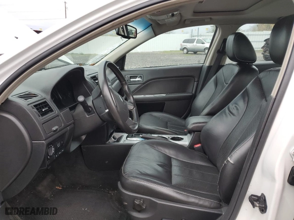 2010 Mercury Milan Premier with VIN 3MEHM0CG2AR606531, listed as a Copart auction lot 81759854 with 0 mi miles and Salvage Title. Bid and sale history available at carsss.com. Image 7.