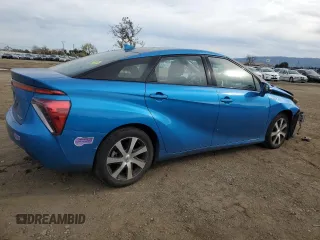 2019 Toyota Mirai with VIN JTDBVRBD0KA005923, listed as a Copart auction lot 50032775 with 60,729 mi miles and Salvage Title. Bid and sale history available at carsss.com. Image 3.