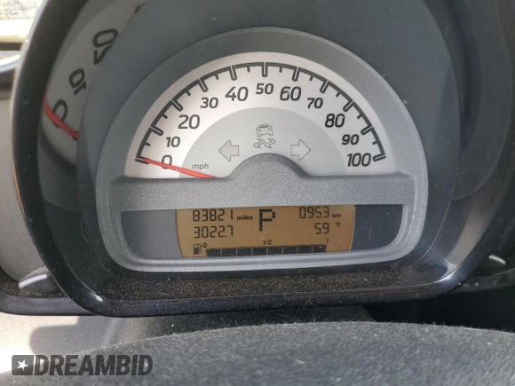 2015 Smart fortwo Passion z VIN WMEEJ3BA3FK809467, wystawiony jako Copart lot #50590865 z przebiegiem 83 821 mil mil oraz Szkody całkowita. Historia ofert i sprzedaży dostępna na DreamBid. Obrazek 9.
