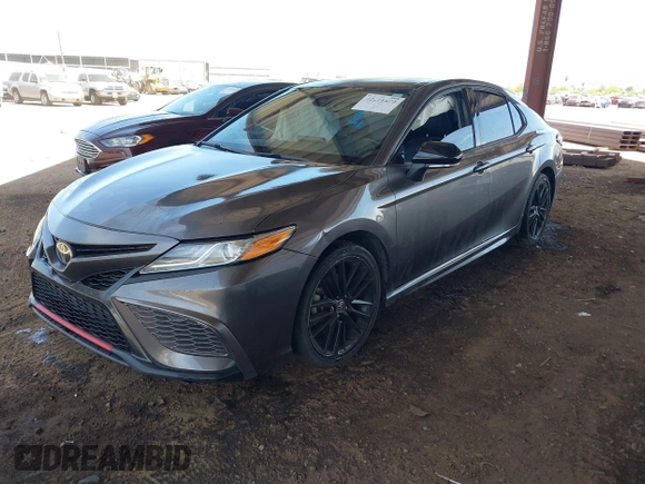 2021 Toyota Camry XSE z VIN 4T1K61AK7MU518176, wystawiony jako IAAI lot #42121890 z przebiegiem 70 634 mil mil oraz . Historia ofert i sprzedaży dostępna na DreamBid. Obrazek 2.