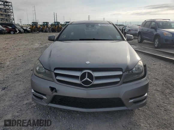 2012 Mercedes-Benz C 250 с VIN WDDGJ4HB3CF739542, выставлен на аукционе Copart как лот 62375505 с пробегом 139 214 миль миль и Списание • Salvage title. История ставок и продаж доступна на DreamBid. Изображение 5.