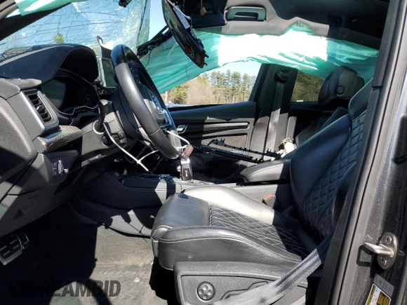 2019 Audi SQ5 Premium Plus z VIN WA1B4AFY3K2047735, wystawiony jako Copart lot #52304265 z przebiegiem Nie podano mil oraz Szkoda całkowita • Salvage title. Historia ofert i sprzedaży dostępna na DreamBid. Obrazek 7.