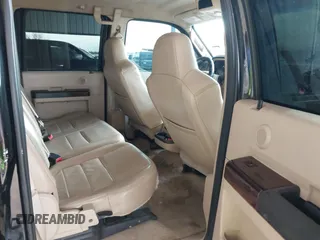 2010 Ford Super Duty F-250 SRW XL with VIN 1FTSW2BR8AEB13472, listed as a IAAI auction lot 41886252 with 237,264 mi miles. Bid and sale history available at carsss.com. Image 8.