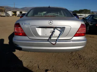 2006 Mercedes-Benz S-Class 5.0L with VIN WDBNG75J26A472276, listed as a Copart auction lot 88530495 with 47,859 mi miles and Salvage Title. Bid and sale history available at carsss.com. Image 6.