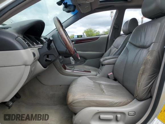 2002 Lexus ES 300 z VIN JTHBF30G220082255, wystawiony jako Copart lot #47272915 z przebiegiem 71 851 mil mil oraz Szkoda całkowita • Salvage title. Historia ofert i sprzedaży dostępna na DreamBid. Obrazek 7.