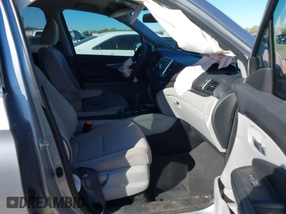 2019 Honda Pilot LX with VIN 5FNYF5H14KB029906, listed as a IAAI auction lot 40859425 with 77,920 mi miles. Bid and sale history available at carsss.com. Image 5.