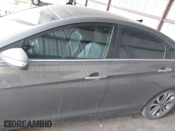 2013 Hyundai Sonata Limited with VIN 5NPEC4AB9DH790010, listed as a IAAI auction lot 42024368 with 201,910 mi miles and . Bid and sale history available at carsss.com. Image 14.