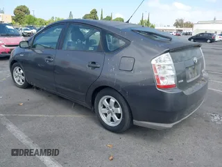2008 Toyota Prius with VIN JTDKB20U983388552, listed as a IAAI auction lot 42267615 with 190,074 mi miles and . Bid and sale history available at DreamBid. Image 3.