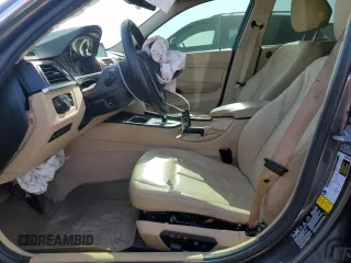 2013 BMW 3 Series 335i xDrive с VIN WBA3B9C58DF585543, выставлен на аукционе Copart как лот 56297465 с пробегом 111 436 миль миль и Чистый • Clean title. История ставок и продаж доступна на DreamBid. Изображение 7.
