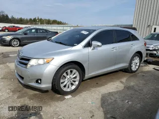 2013 Toyota Venza LE with VIN 4T3ZA3BB3DU075460, listed as a Copart auction lot 52141485 with 209,229 mi miles and Non Repairable. Bid and sale history available at carsss.com. Image 1.