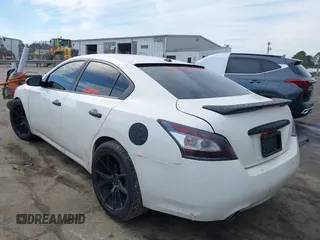 2012 Nissan Maxima 3.5 SV with VIN 1N4AA5AP9CC825747, listed as a IAAI auction lot 41476704 with 220,949 mi miles. Bid and sale history available at carsss.com. Image 3.