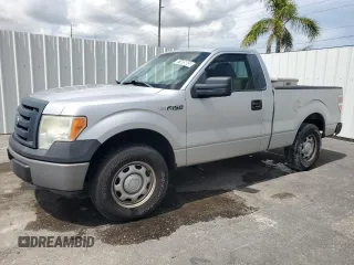 2012 Ford F-150 XL z VIN 1FTMF1CF6CFA96949, wystawiony jako Copart lot #61405845 z przebiegiem 165 390 mil mil oraz Czysty tytuł • Clean title. Historia ofert i sprzedaży dostępna na DreamBid. Obrazek 1.