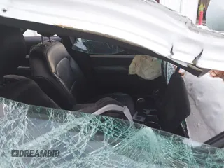 2017 Ford Explorer XLT с VIN 1FM5K8D84HGA25190, выставлен на аукционе IAAI как лот 41429617 с пробегом Не указан миль и . История ставок и продаж доступна на DreamBid. Изображение 5.