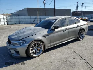 2019 BMW M5 Competition z VIN WBSJF0C58KB285038, wystawiony jako Copart lot #80848684 z przebiegiem 70 304 mil mil oraz Szkoda całkowita • Salvage title. Historia ofert i sprzedaży dostępna na DreamBid. Obrazek 1.