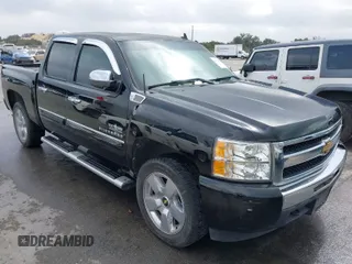 2010 Chevrolet Silverado 1500 LT with VIN 3GCRKSE30AG296456, listed as a IAAI auction lot 41713549 with 274,586 mi miles and . Bid and sale history available at DreamBid. Image 1.