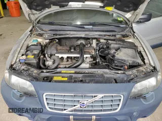 2004 Volvo V70 XC Cross Country with VIN YV1SZ59H141126835, listed as a Copart auction lot 56903735 with 204,583 mi miles and Clean title. Bid and sale history available at DreamBid. Image 11.