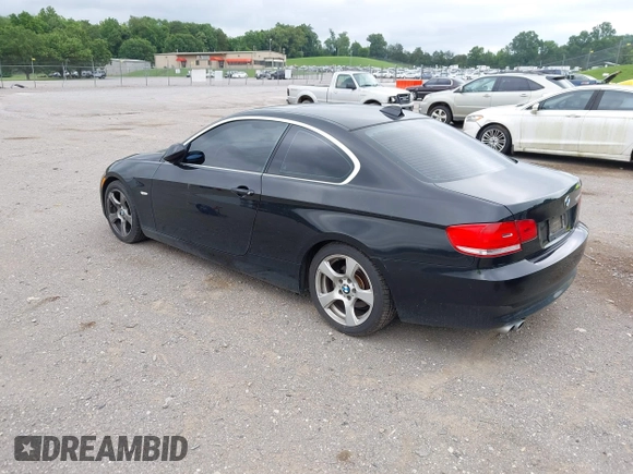 2009 BMW 3 Series 328i с VIN WBAWV13529P122255, выставлен на аукционе IAAI как лот 42503796 с пробегом 104 850 миль миль и . История ставок и продаж доступна на DreamBid. Изображение 3.