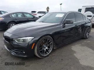 2018 BMW 3 Series 330i xDrive with VIN WBA8D9G57JNU67415, listed as a IAAI auction lot 41513343 with 98,714 mi miles. Bid and sale history available at carsss.com. Image 17.