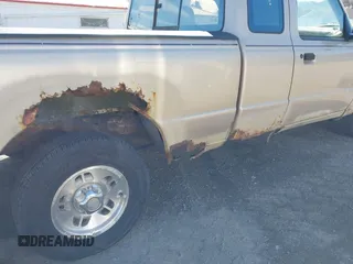 1996 Ford Ranger XL z VIN 1FTCR14U2TPB53948, wystawiony jako IAAI lot #41866170 z przebiegiem 164 675 mil mil oraz . Historia ofert i sprzedaży dostępna na DreamBid. Obrazek 14.