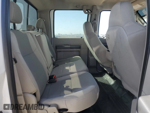 2008 Ford F-250 XL with VIN 1FTSW21R98EC61190, listed as a Copart auction lot 51826535 with 137,217 mi miles and Salvage title. Bid and sale history available at DreamBid. Image 10.