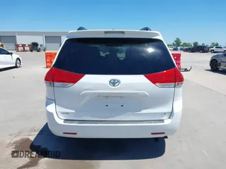2011 Toyota Sienna LE AAS with VIN 5TDKK3DC1BS150109, listed as a IAAI auction lot 42067808 with 186,811 mi miles and . Bid and sale history available at DreamBid. Image 17.