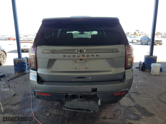 2022 Chevrolet Suburban Z71 with VIN 1GNSKDKDXNR255145, listed as a Copart auction lot 42013475 with 50,606 mi miles and Clean Title. Bid and sale history available at carsss.com. Image 6.