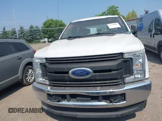 2019 Ford F-350 Platinum with VIN 1FT7W3BT4KED68113, listed as a IAAI auction lot 42420899 with 240,939 mi miles and . Bid and sale history available at DreamBid. Image 12.