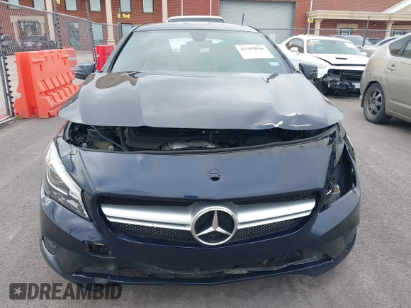 2018 Mercedes-Benz CLA 250 с VIN WDDSJ4EB4JN637135, выставлен на аукционе IAAI как лот 42385034 с пробегом 79 734 миль миль и . История ставок и продаж доступна на DreamBid. Изображение 12.