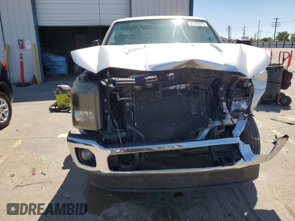 2015 Ford F-250 XLT z VIN 1FT7X2B67FEC98288, wystawiony jako Copart lot #56031615 z przebiegiem 99 928 mil mil oraz Czysty tytuł • Clean title. Historia ofert i sprzedaży dostępna na DreamBid. Obrazek 5.