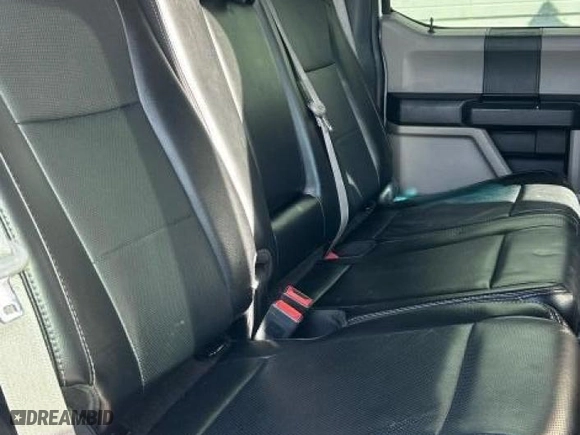 2018 Ford Super Duty F-350 DRW XL with VIN 1FT8W3DT9JEB59319, listed as a Copart auction lot 89285015 with 216,500 mi miles and Clean Title. Bid and sale history available at carsss.com. Image 6.