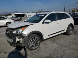 2017 Kia Niro Touring with VIN KNDCE3LC2H5079191, listed as a Copart auction lot 50053415 with 123,138 mi miles and Salvage Title. Bid and sale history available at carsss.com. Image 1.