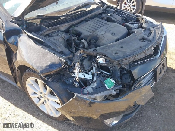 2013 Toyota Avalon XLE with VIN 4T1BK1EB5DU047960, listed as a IAAI auction lot 40474003 with 153,420 mi miles. Bid and sale history available at carsss.com. Image 6.