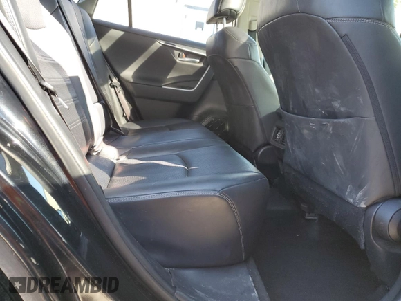 2019 Toyota RAV4 Limited with VIN JTMN1RFV2KD518441, listed as a Copart auction lot 47521195 with 67,063 mi miles and Clean Title. Bid and sale history available at carsss.com. Image 11.