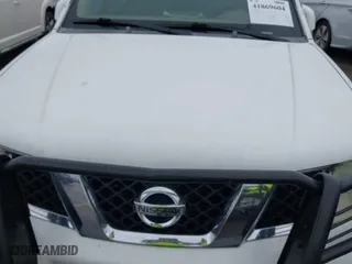 2005 Nissan Pathfinder LE with VIN 5N1AR18W05C768507, listed as a IAAI auction lot 41869604 with 222,459 mi miles. Bid and sale history available at carsss.com. Image 6.