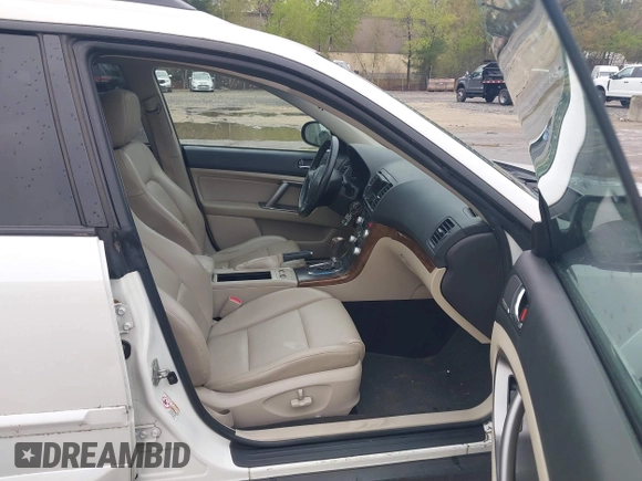 2009 Subaru Outback Limited with VIN 4S4BP66C397335214, listed as a IAAI auction lot 42182769 with 199,040 mi miles and . Bid and sale history available at DreamBid. Image 5.