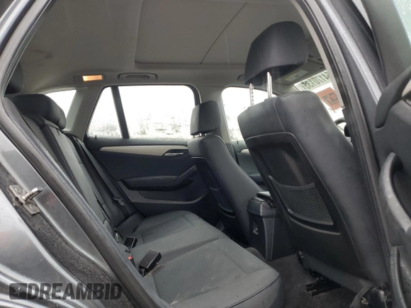 2014 BMW X1 xDrive28i z VIN WBAVL1C5XEVY22872, wystawiony jako Copart lot #54170135 z przebiegiem 93 214 mil mil oraz Czysty tytuł • Clean title. Historia ofert i sprzedaży dostępna na DreamBid. Obrazek 10.